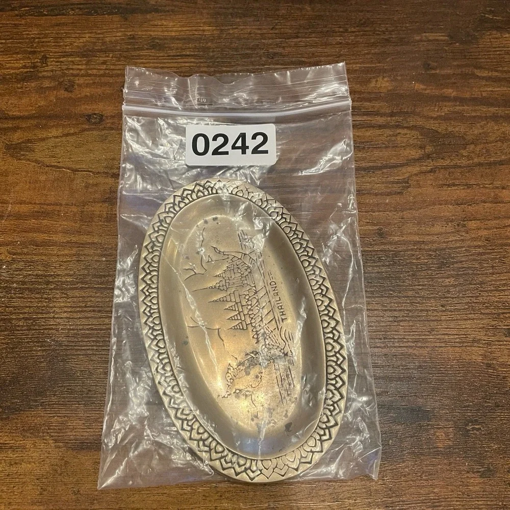 ✅Vintage Thailand Souvenir Small Brass Oval Platter 5